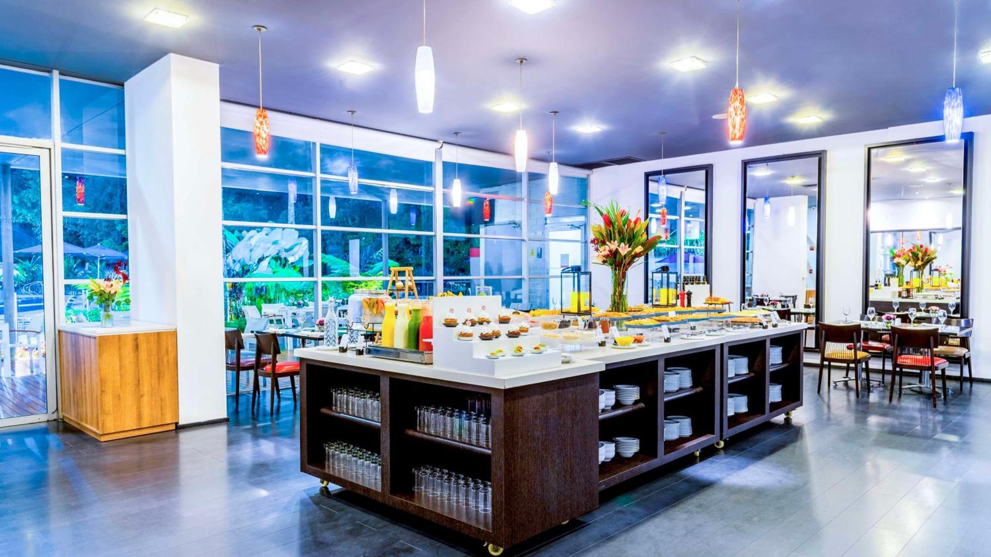 Nh Collection Medellin Royal Hotell Eksteriør bilde
