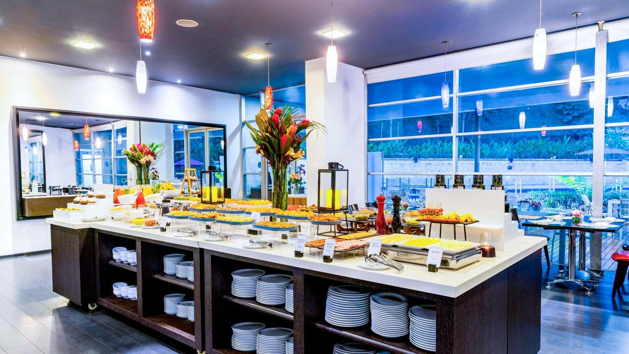 Nh Collection Medellin Royal Hotell Eksteriør bilde